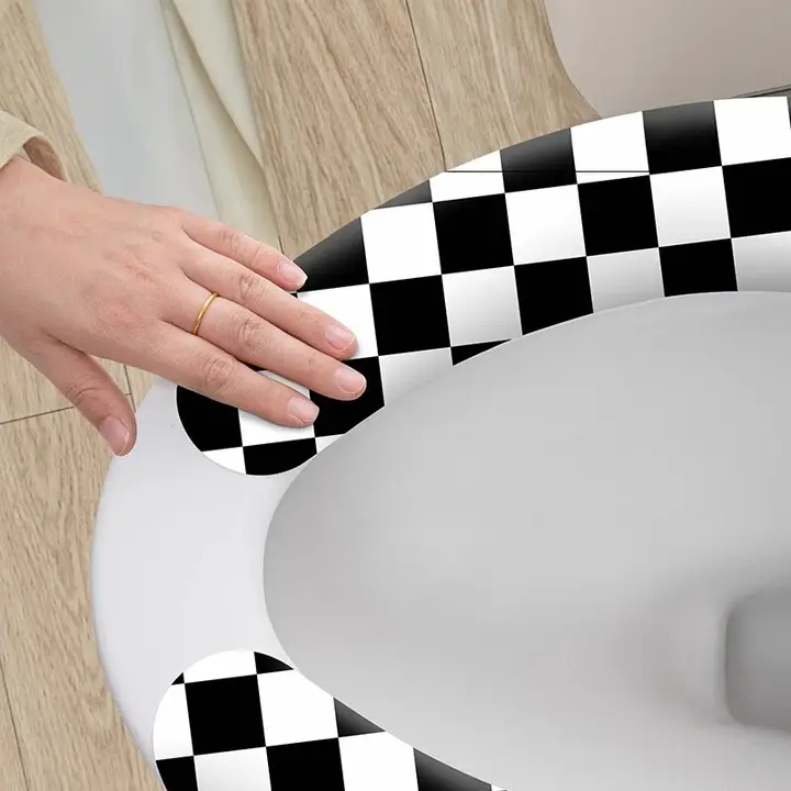 黒白色 洗えるトイレマット【貼り付けタイプ・四季対応・家庭用】