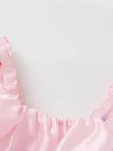 子供用 背景花苞デザインのタンクトップ【夏用・ノースリーブ・おしゃれで可愛い】