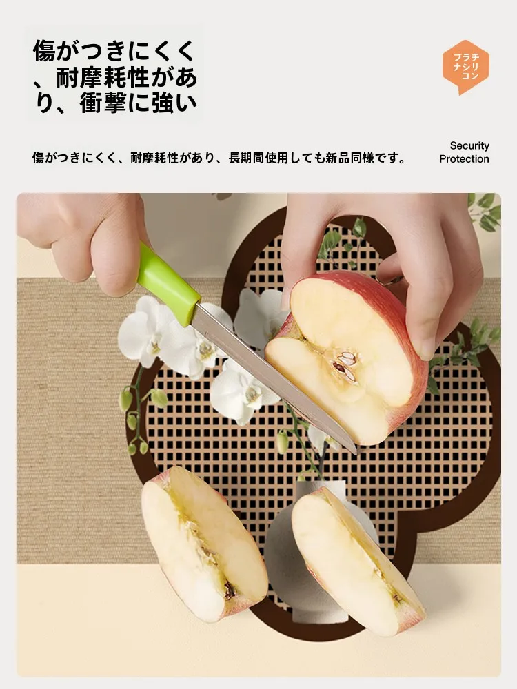 一人暮らしのテーブ ル選びで迷うなら、この1つのアイテムが解決する！