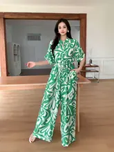 リゾートスタイルの女性用ワンピース【ウエスト絞り・ロング・スリムフィット・花柄・ワイドレッグ】（セットアップ対応）
