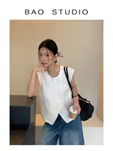 シンプルデザインのラウンドネックノースリーブリネントップス【ファッショナブル・気品あるデザイン】