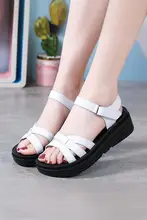 夏用レディースサンダル【本革・厚底・ソフトソール・中高年向け・外出用】