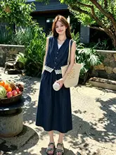 深い青のフランス風デニムスカートセット【レーストリム・ベスト付き・スカート】（セットアップ対応）
