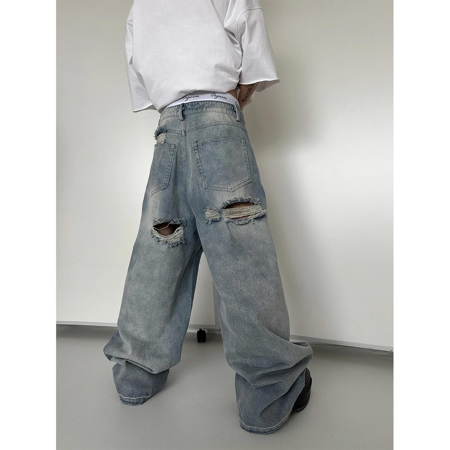 ストリート パンツを選ぶときに迷うなら、この1つのアイテムで解決できる？