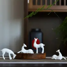 陶製小鹿の置物【インテリア用・テーブルデコレーション・クリエイティブデザイン】