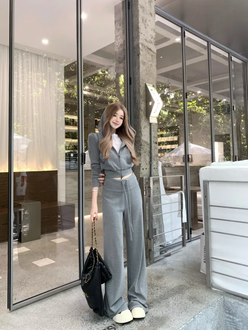 30代の女性が今流行りの服を選ぶとき、どうすれば失敗しないの？
