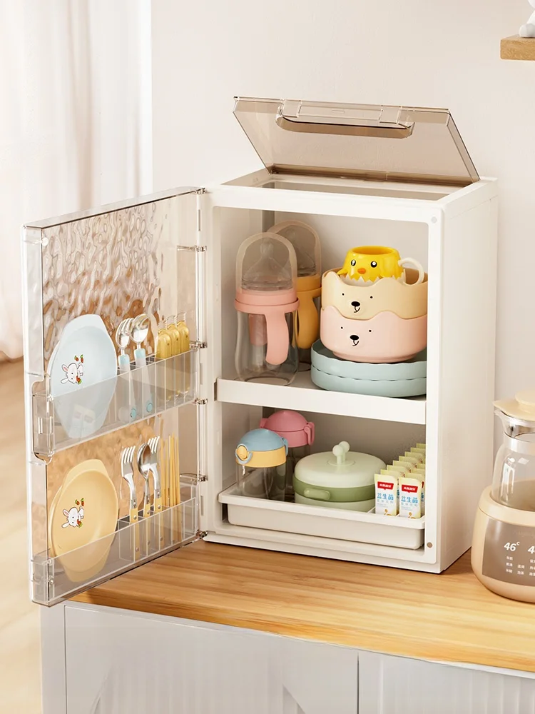 赤ちゃん用食器収納ボックス：プラスチック製の哺乳瓶収納に最適な二段設計