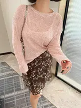 薄手のUVカット長袖Tシャツ【ルーズフィット・無地・女性用】
