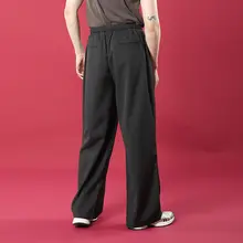 滑らかな質感のウエストゴムカジュアルパンツ【ゆったりストレート・スタイル・メンズ】