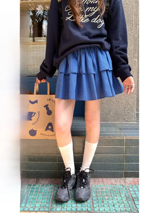 春夏用の高腰チェック柄Aラインスカート【ダブルレイヤー・ショート丈・女性用】