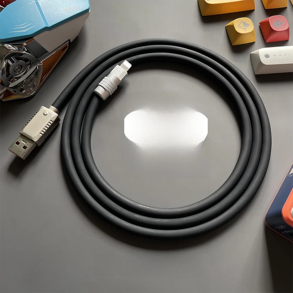 USB-CからLightningに変換するケーブルはどれがおすすめ？iPhone14用の充電器選びに迷ったらこの1本が救世主になる