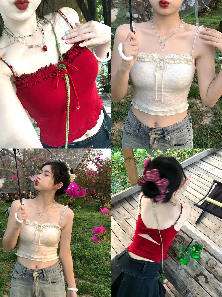 バックオープン タンクトップ：オリジナルデザインとビーズ飾りが特徴の2点セット