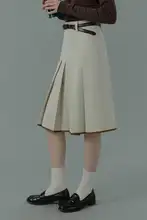 ポイントカラーの中腰プリーツスカート【レトロ学院風・Aライン・秋冬用・スーツ生地】
