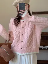 優しい印象の麻花編みニットカーディガン【春秋用・女性用・ライトブルー・レトロスタイル】