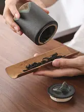 手描きの遠山デザイン 茶葉缶【黒陶製・密封タイプ】