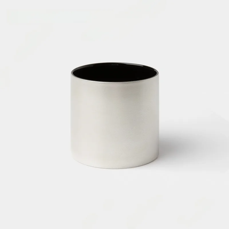 手作り陶器の浮彫りブラックパンサー茶杯：瓷製マグカップの実用性と環境配慮