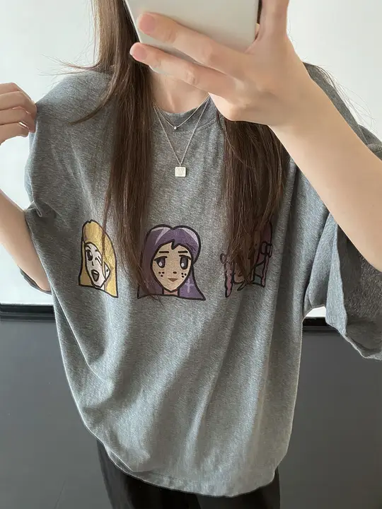 漫画デザインのゆったりとしたTシャツ【夏用・丸首・短袖・カジュアル】