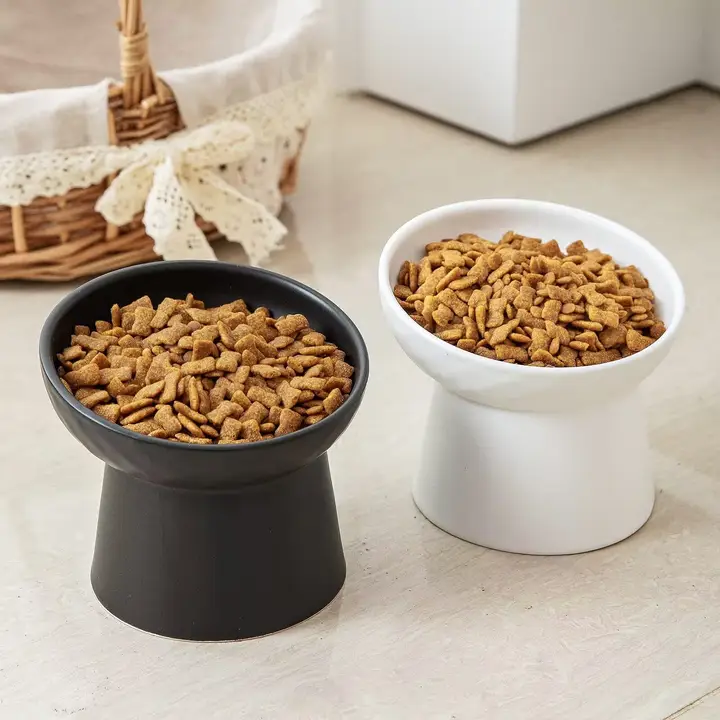 猫用陶器水飲みボウル【斜め口・白鹅绒保護・首に優しいデザイン】