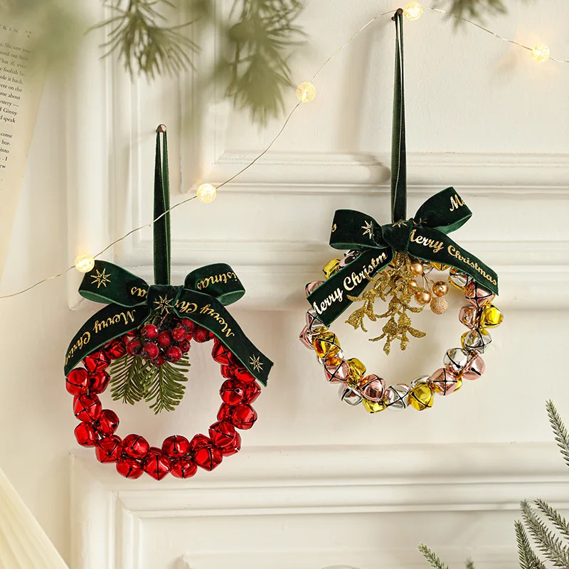 クリスマスの壁に輝く、1つの小さな光はどんな意味を持つ？