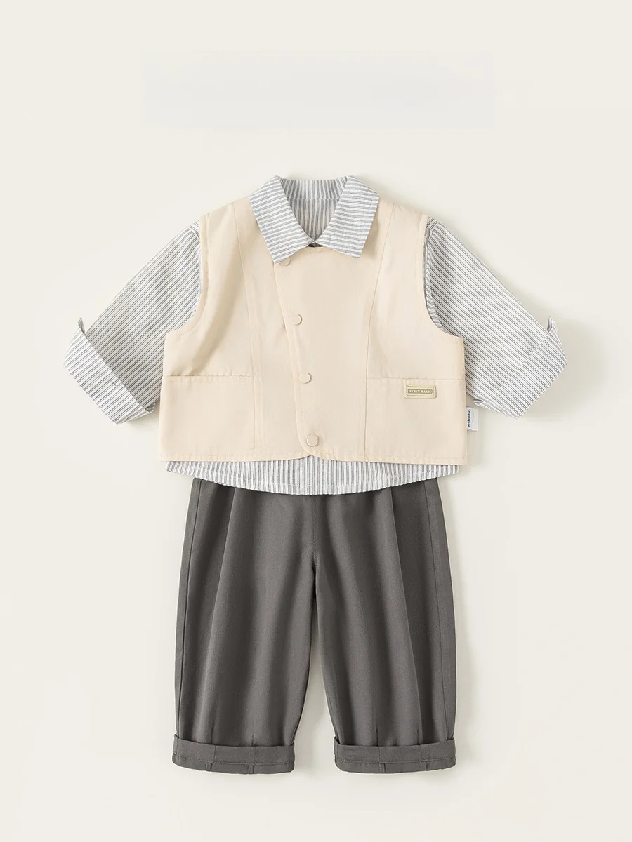 20度服装子供：春季カジュアル男の子用ベスト付きトラ柄シャツとパンツのコーディネート（セットアップ対応）