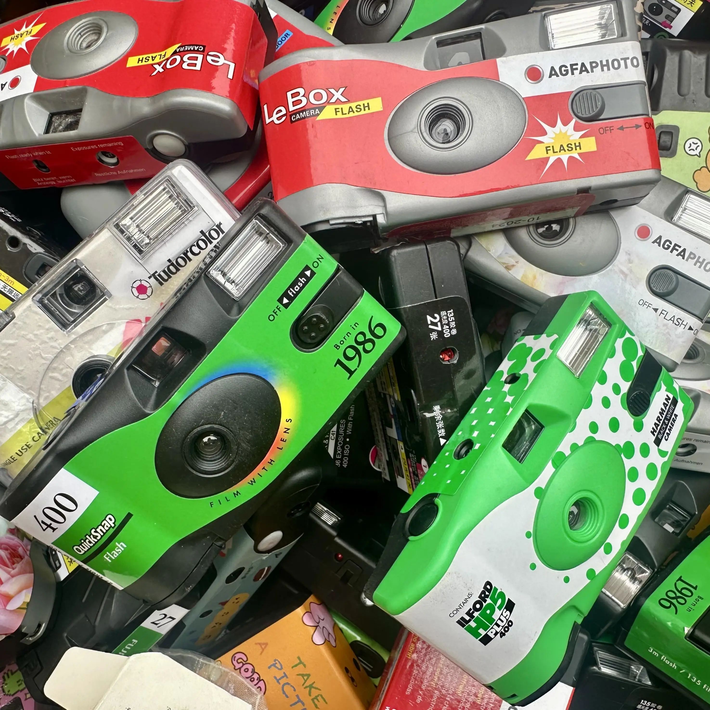 8mmフィルムとデジタルフィルムの違いを知りたい！135フィルム暗箱で撮影する楽しさとは？