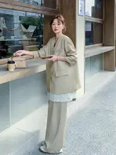 カキー色の高級感あるカジュアルスーツ【ワイドパンツ・レース切替ベスト・春用】（セットアップ対応）