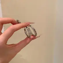 クラシックな素圈デザインの女性用イヤリング【軽やかで高級感・大ぶり・ユニークなスタイル】