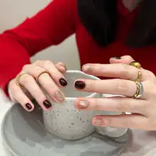 カラフルな猫目デザインのショートネイルチップ【手作り・グラデーション】