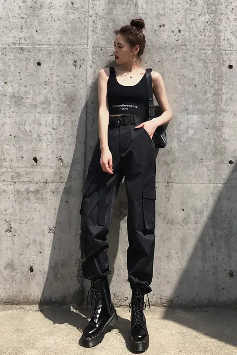 高腰ワイドカーゴパンツ【女性用・ブラック・秋冬・ルーズフィット・ストレートレッグ】