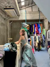 CCSMINI ハイウエストデニムパンツ【ゆったりワイドレッグ・ダメージデザイン・ストレート】