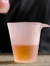 クリスタルガラス製 日本風 ティーサーバー【高級感あるハンマーテクスチャ・ピンクカラー】