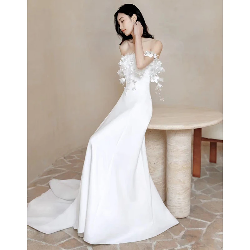 結婚式に着る母親のフォーマルドレスはどう選ぶ？デザインと価格のバランスが鍵