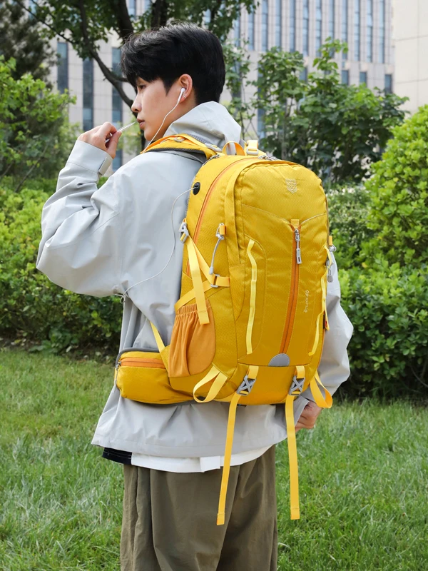 軽量アウトドア登山リュックサック：初心者向けの実用性と機能性を徹底検証