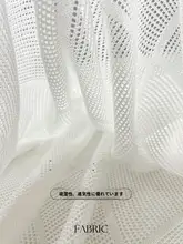 透け感のある幾何学模様 長袖ニットトップス【ラウンドネック・ゆったりシルエット・エレガント】