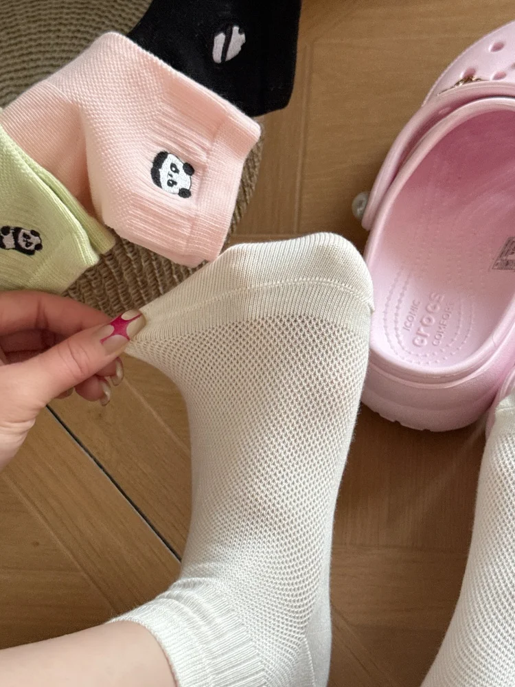 ピンクベージュ色に出会った瞬間、なぜこの夏の1アイテムが心を癒したのか？