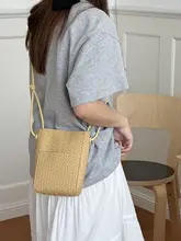 シンプルな編みデザインのスマホバッグ【カジュアル・斜め掛け・通勤用】