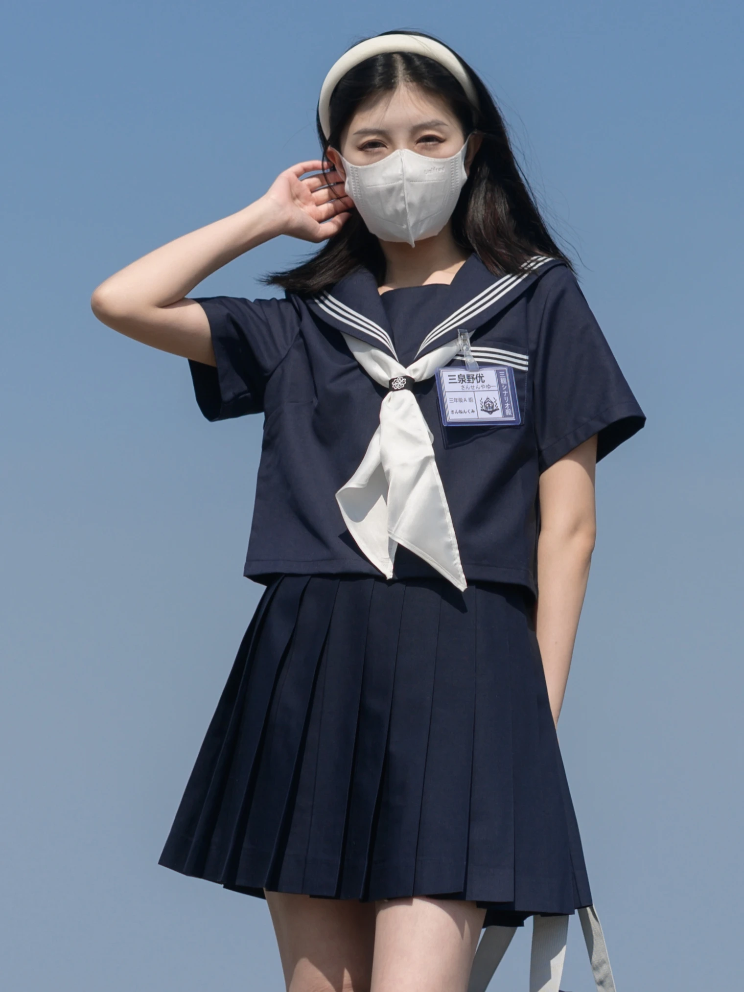 深い藍色のセーラー制服：かわいい高校生向けの日系スタイルセットアップ