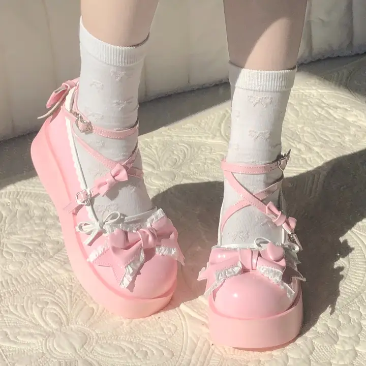 可愛いデザインのロリータ風厚底シューズ【通勤・甘美なスタイル・大人向け】