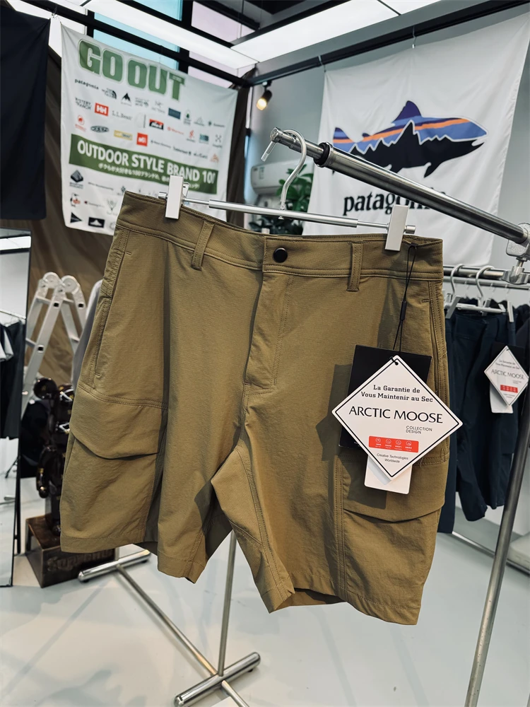 カーゴパンツ メンズ コーデ 完全ガイド｜通勤・雨の日対応の実用性を徹底解説