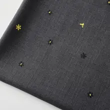 黒灰色の可愛いデイジー刺繍の通気性あるシャツドレス【ハンガリー織風・滑らかな生地】（セットアップ対応）