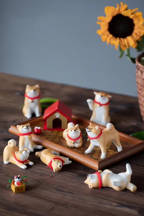 SANQ 笑顔のカップル柴犬陶器置物【インテリア装飾用・誕生日プレゼント】