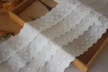 ウェーブエッジ コットン刺繍生地【DIY衣類・スカートの縁に最適】