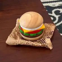 裏面が見えるハンバーガー万年カレンダー【贈り物・創造的なデザイン】（セットアップ対応）