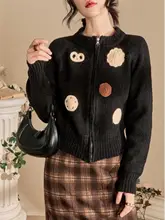 黒のダブルジップフラワーニットカーディガン【フック飾り・ラグジュアリーなスタイル・春用】（セットアップ対応）