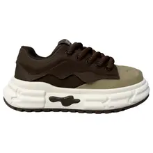 厚底デザインの本革メンズスニーカー【極上の柔らかさ・カジュアル・多用途】