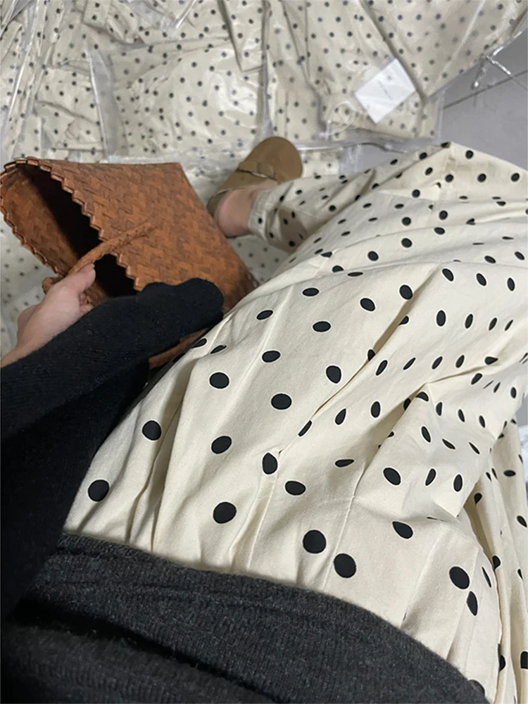 4月末から6月後半にかけて着るべきドットワイドパンツは？通勤・日常で失敗しない選び方