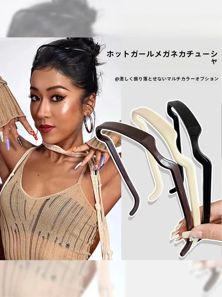 ヘアバンド ショートヘア おすすめ5選：使い勝手とデザインのバランスを意識した厳選