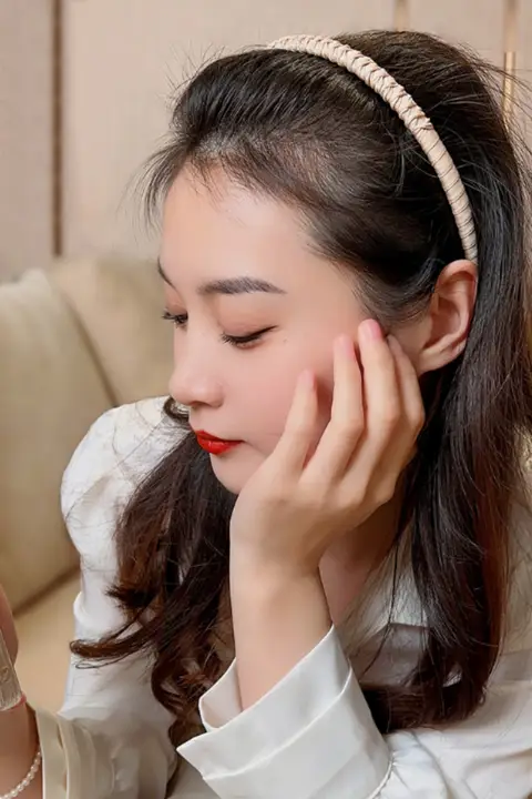 滑り止め付き洗顔用ヘアバンド【無痕性・アウトバウンドデザイン】