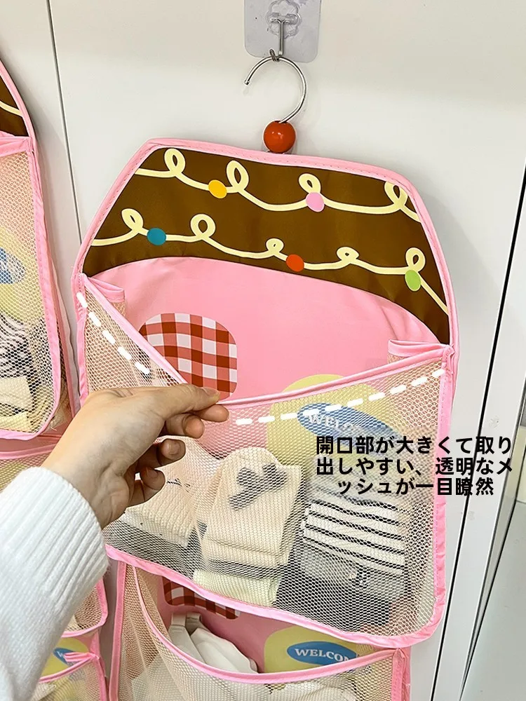 掛けるタイプの布製収納ポケット：衣類収納の効率化と空間活用の実証