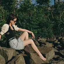 Bela studio ヴィンテージ風ボックスシルエット ブロッキングカラー カジュアルブラウス【バルーンスリーブ・ラウンドネック】